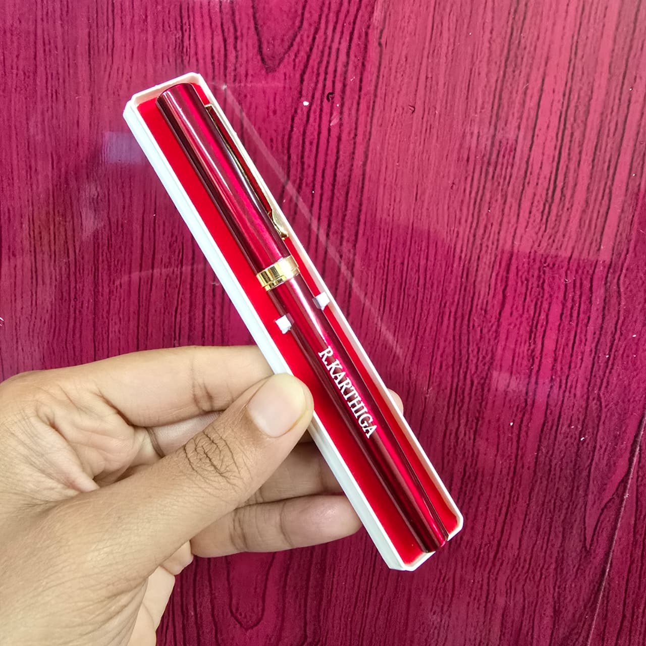 Customised ink pen